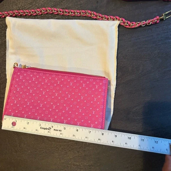 Lexington Monogram pattern leather shoulder bag - Picture 4 of 13